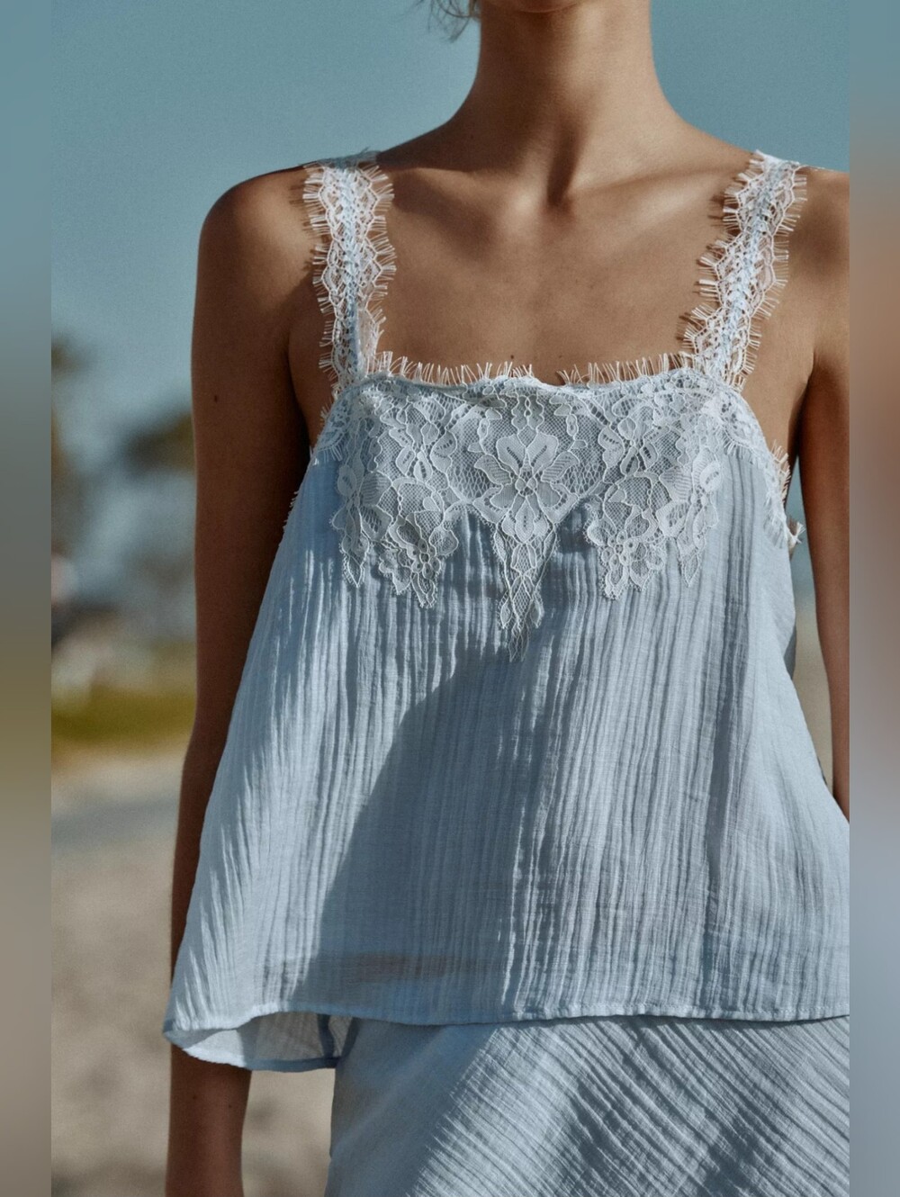 ZARA LACE CAMISOLE TOP